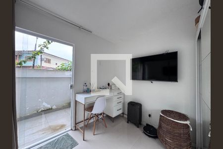 Quarto 2 de casa de condomínio para alugar com 2 quartos, 55m² em Vargem Pequena, Rio de Janeiro