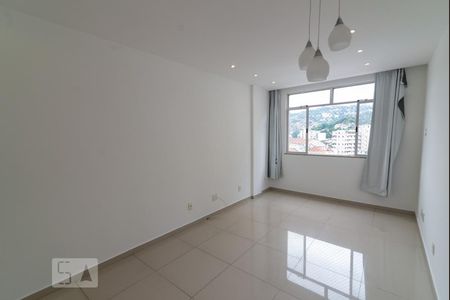 Sala de apartamento para alugar com 2 quartos, 70m² em Rio Comprido, Rio de Janeiro