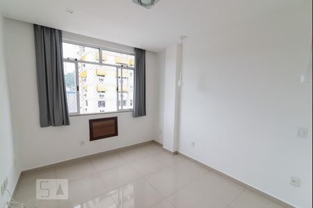 Quarto 2 de apartamento para alugar com 2 quartos, 70m² em Rio Comprido, Rio de Janeiro