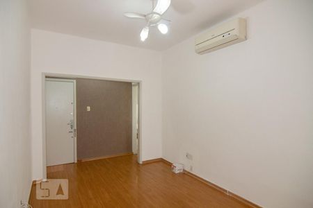 Sala de apartamento à venda com 1 quarto, 61m² em Glória, Rio de Janeiro