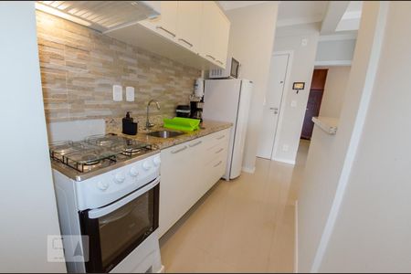 Cozinha de apartamento para alugar com 1 quarto, 59m² em Ingleses do Rio Vermelho, Florianópolis