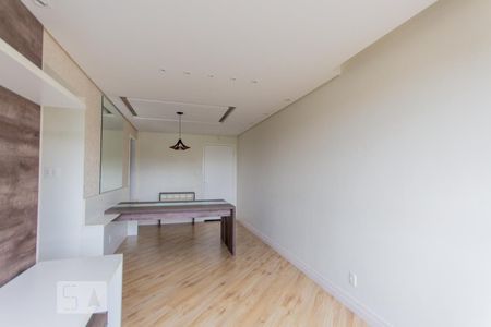 Sala de apartamento para alugar com 3 quartos, 64m² em Jardim Utinga, Santo André