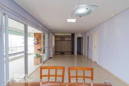 Sala de apartamento para alugar com 3 quartos, 130m² em Jardim Avelino, São Paulo