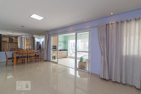 Sala de apartamento para alugar com 3 quartos, 130m² em Jardim Avelino, São Paulo