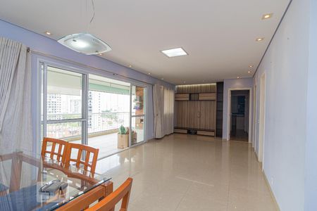 Sala de apartamento para alugar com 3 quartos, 130m² em Jardim Avelino, São Paulo