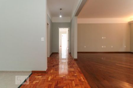Corredor de apartamento à venda com 3 quartos, 218m² em Jardim Paulista, São Paulo