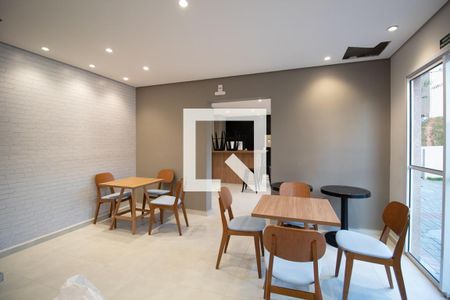 Apartamento à venda com 24m², 1 quarto e sem vaga Apartamento à venda com 24m², 1 quarto e sem vagaÁrea comum - Salão de festas