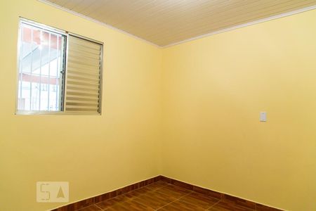 Quarto de casa para alugar com 2 quartos, 120m² em Cidade Domitila, São Paulo