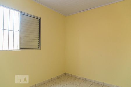 Quarto 2 de casa para alugar com 2 quartos, 120m² em Cidade Domitila, São Paulo