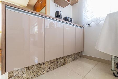 Apartamento à venda com 230m², 4 quartos e 1 vaga Apartamento à venda com 230m², 4 quartos e 1 vagaCozinha - Armários