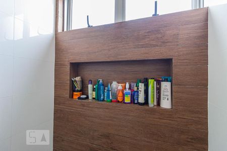 Apartamento à venda com 230m², 4 quartos e 1 vaga Apartamento à venda com 230m², 4 quartos e 1 vagaDetalhe do Banheiro da Suite