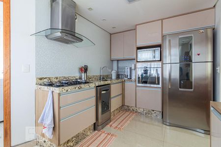 Apartamento à venda com 230m², 4 quartos e 1 vaga Apartamento à venda com 230m², 4 quartos e 1 vagaCozinha