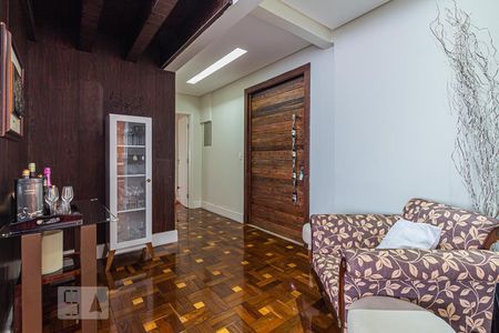 Apartamento à venda com 230m², 4 quartos e 1 vaga Apartamento à venda com 230m², 4 quartos e 1 vagaEntrada Social