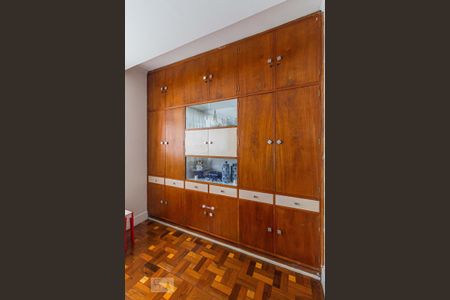 Apartamento à venda com 230m², 4 quartos e 1 vaga Apartamento à venda com 230m², 4 quartos e 1 vagaDetalhe da Sala de Jantar