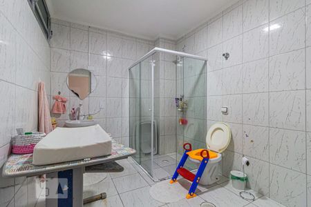 Apartamento à venda com 230m², 4 quartos e 1 vaga Apartamento à venda com 230m², 4 quartos e 1 vagaBanheiro