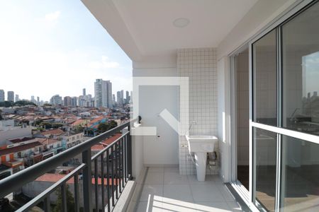 Varanda e Area de serviço  de apartamento para alugar com 2 quartos, 48m² em Vila Invernada, São Paulo