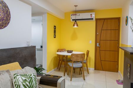 Sala de apartamento à venda com 2 quartos, 60m² em Anil, Rio de Janeiro