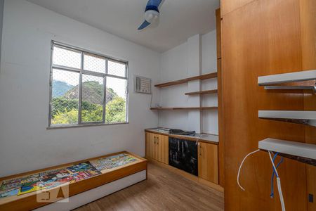 Quarto 1 de apartamento à venda com 2 quartos, 60m² em Tijuca, Rio de Janeiro