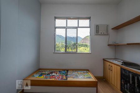 Quarto 1 de apartamento para alugar com 2 quartos, 60m² em Tijuca, Rio de Janeiro