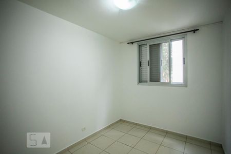 Quarto 1 de apartamento para alugar com 2 quartos, 48m² em Vila Campestre, São Paulo