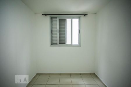 Quarto 1 de apartamento para alugar com 2 quartos, 48m² em Vila Campestre, São Paulo