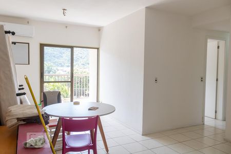 Apartamento para alugar com 100m², 4 quartos e 1 vagaSala