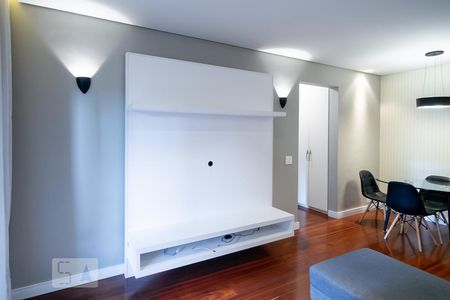 Sala de apartamento para alugar com 1 quarto, 60m² em Cidade Monções, São Paulo