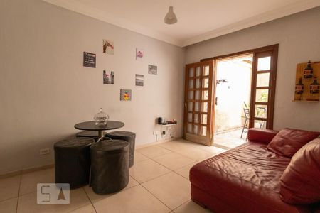 Sala de apartamento para alugar com 3 quartos, 130m² em Sagrada Família, Belo Horizonte