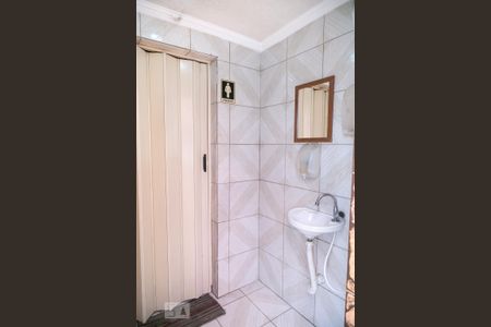 Casa à venda com 380m², 3 quartos e 2 vagas Casa à venda com 380m², 3 quartos e 2 vagasBanheiro Área de lazer