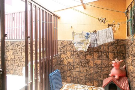 Casa à venda com 380m², 3 quartos e 2 vagas Casa à venda com 380m², 3 quartos e 2 vagasQuintal