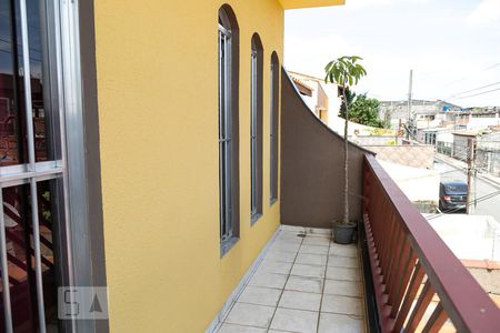 Casa à venda com 380m², 3 quartos e 2 vagas Casa à venda com 380m², 3 quartos e 2 vagasVaranda da sala