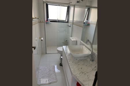 Banheiro de apartamento à venda com 3 quartos, 110m² em Vila Monumento, São Paulo