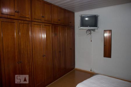 Quarto 1 de casa à venda com 4 quartos, 250m² em Vila Taquari, São Paulo