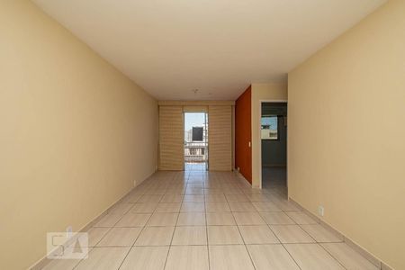 Sala de apartamento para alugar com 2 quartos, 90m² em Vila Isabel, Rio de Janeiro