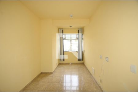 Sala de apartamento para alugar com 2 quartos, 52m² em Vila Valqueire, Rio de Janeiro