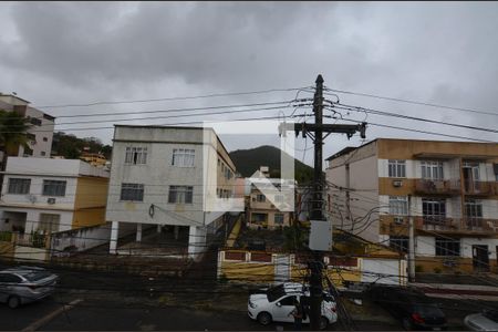 Vista da Sala de apartamento para alugar com 2 quartos, 52m² em Vila Valqueire, Rio de Janeiro