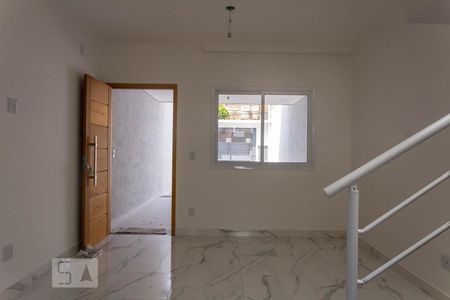 Casa à venda com 100m², 3 quartos e 2 vagasSala