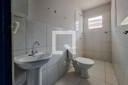 Banheiro de kitnet/studio para alugar com 1 quarto, 35m² em Cambuci, São Paulo