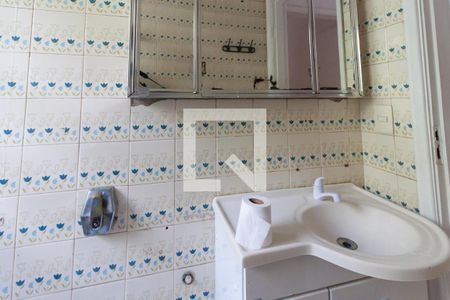 Banheiro  de casa à venda com 3 quartos, 164m² em Jardim Trussardi, São Paulo