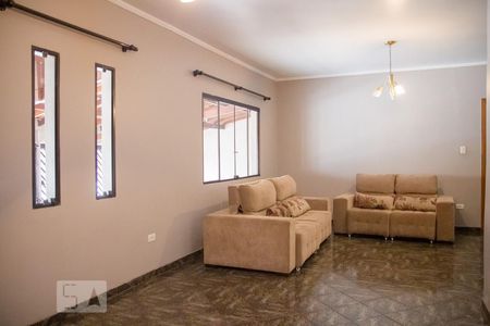 Sala de casa à venda com 3 quartos, 300m² em Rudge Ramos, São Bernardo do Campo