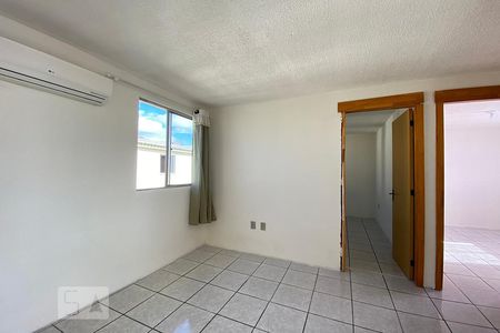 Sala de apartamento para alugar com 2 quartos, 45m² em Duque de Caxias, São Leopoldo