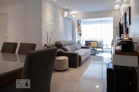 Sala de apartamento à venda com 2 quartos, 81m² em Recreio dos Bandeirantes, Rio de Janeiro