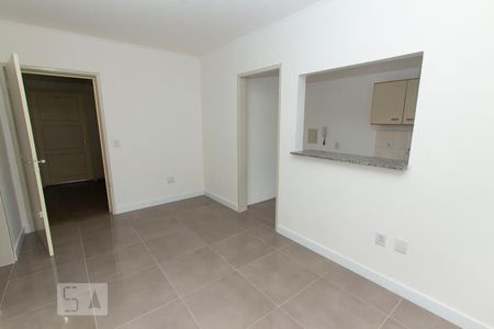 Sala de apartamento para alugar com 1 quarto, 45m² em Jardim do Salso, Porto Alegre