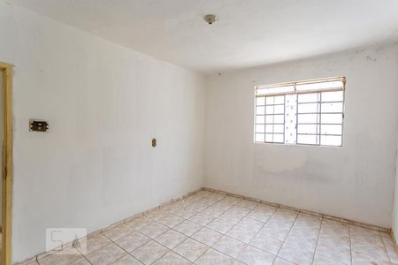 Quarto 1 de casa à venda com 3 quartos, 70m² em Santa Efigênia, Belo Horizonte