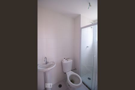 Banheiro de apartamento para alugar com 1 quarto, 26m² em Jardim Planalto, São Paulo