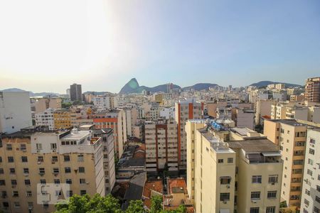 Vista do Quarto de kitnet/studio à venda com 1 quarto, 27m² em Catete, Rio de Janeiro