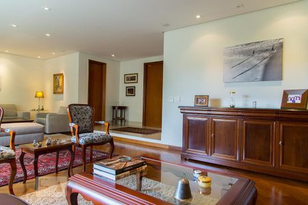 Sala de estar 2 de apartamento à venda com 4 quartos, 220m² em Jardim Prudência, São Paulo
