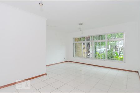 Sala de casa para alugar com 4 quartos, 350m² em Vila Hermínia, Guarulhos