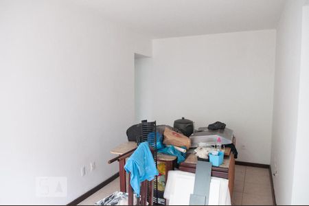 Sala de apartamento para alugar com 2 quartos, 48m² em Pechincha, Rio de Janeiro