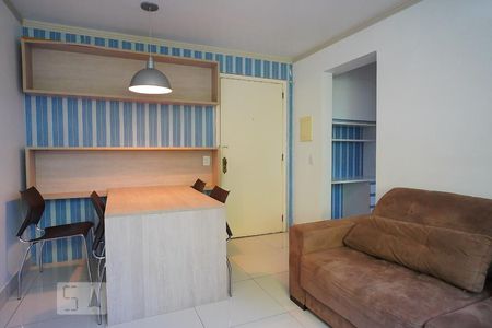 Sala de apartamento para alugar com 1 quarto, 38m² em Centro Histórico, Porto Alegre